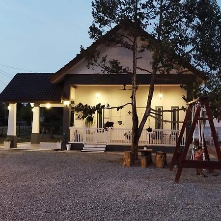 D'Lamar Homestay Pendang Екстериор снимка