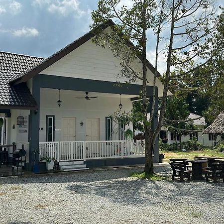 D'Lamar Homestay Pendang Екстериор снимка