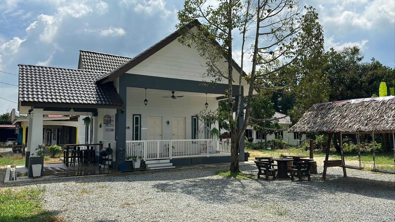 D'Lamar Homestay Pendang Екстериор снимка